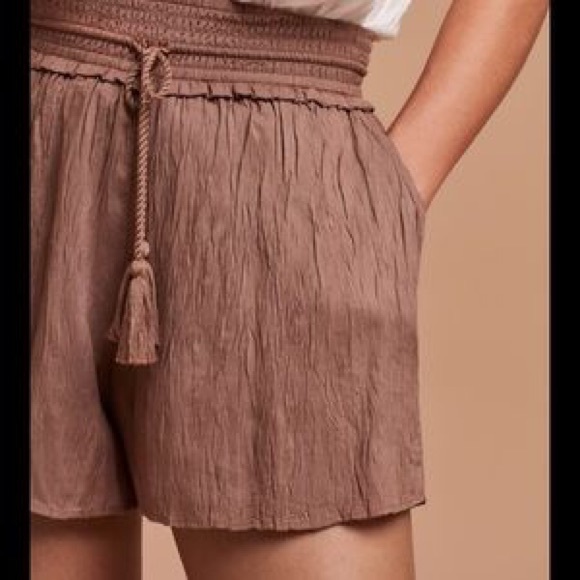 NWOT Wilfred Blais Shorts - Picture 3 of 5